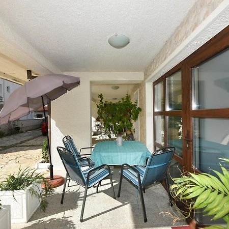 Lovely Apartment In The Groundfloor 扎达尔 外观 照片