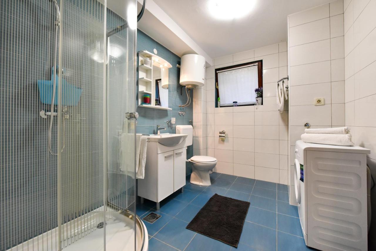 Lovely Apartment In The Groundfloor 扎达尔 外观 照片