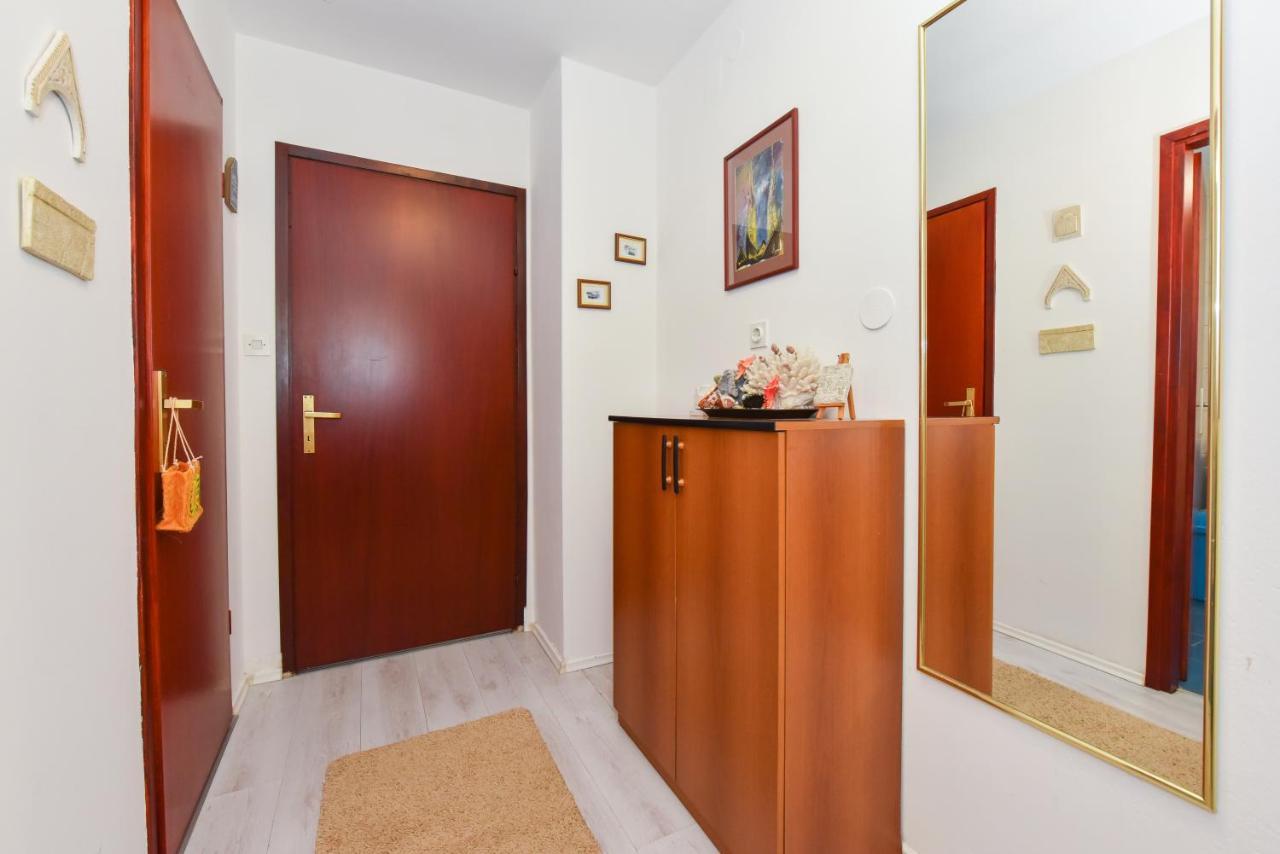 Lovely Apartment In The Groundfloor 扎达尔 外观 照片